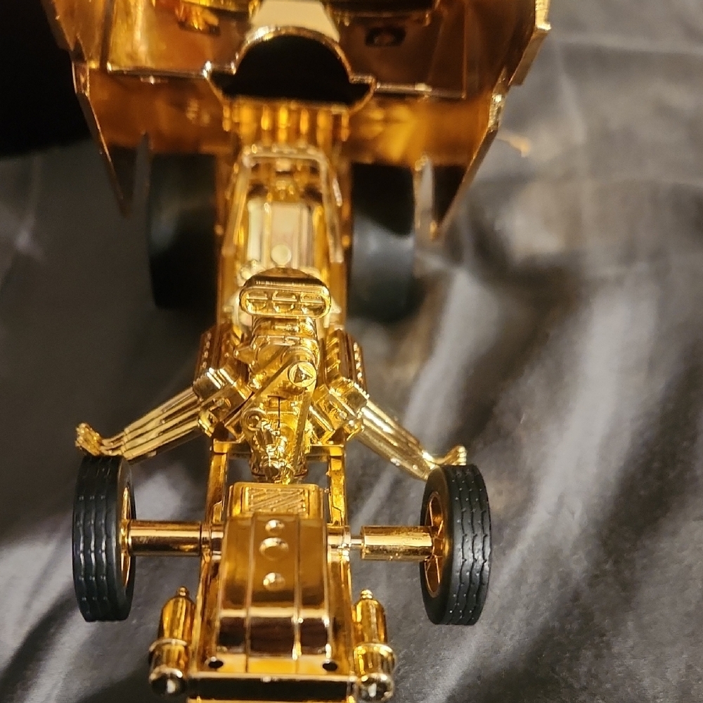 Matco Tools Gold Car Model - Picture 7 of 8